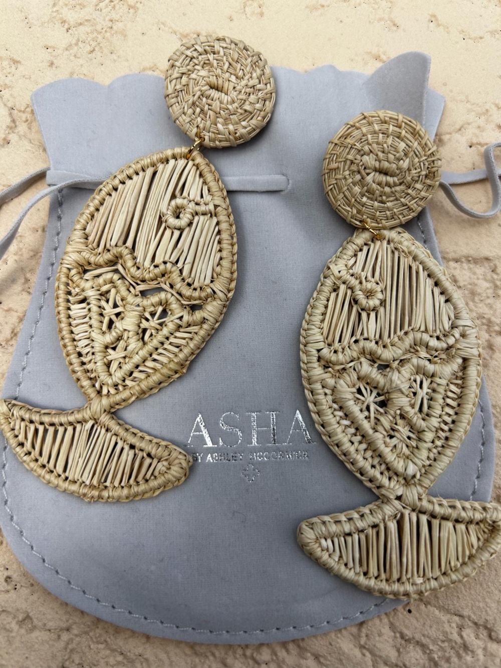 ASHA by Ashley McCormick Straw Fish Drop Earrings Brand New- Women Jewelry